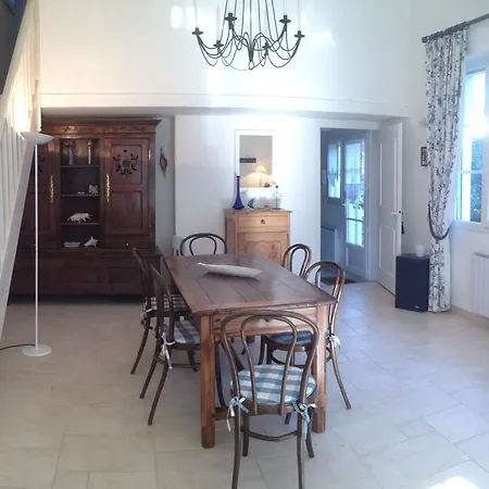 Maison Des Mimosas בית נופש